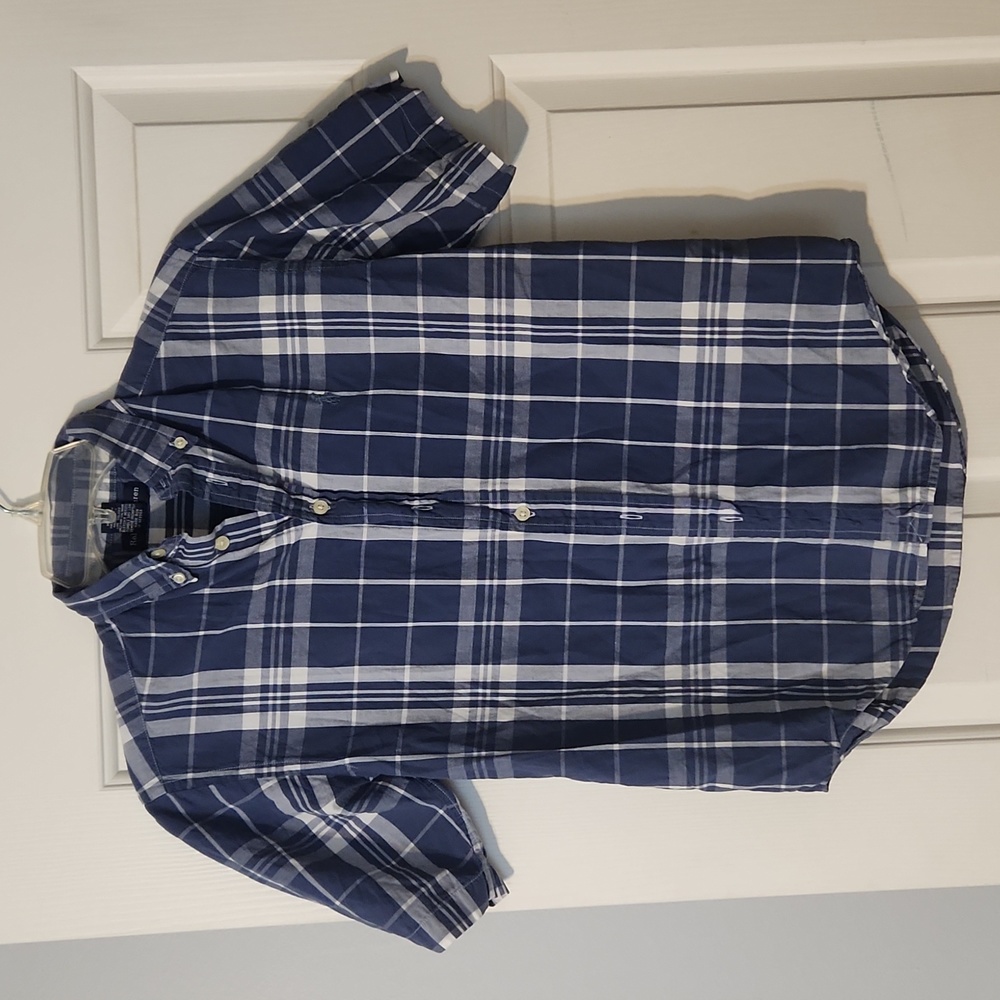 Like new boys ss button down shirt